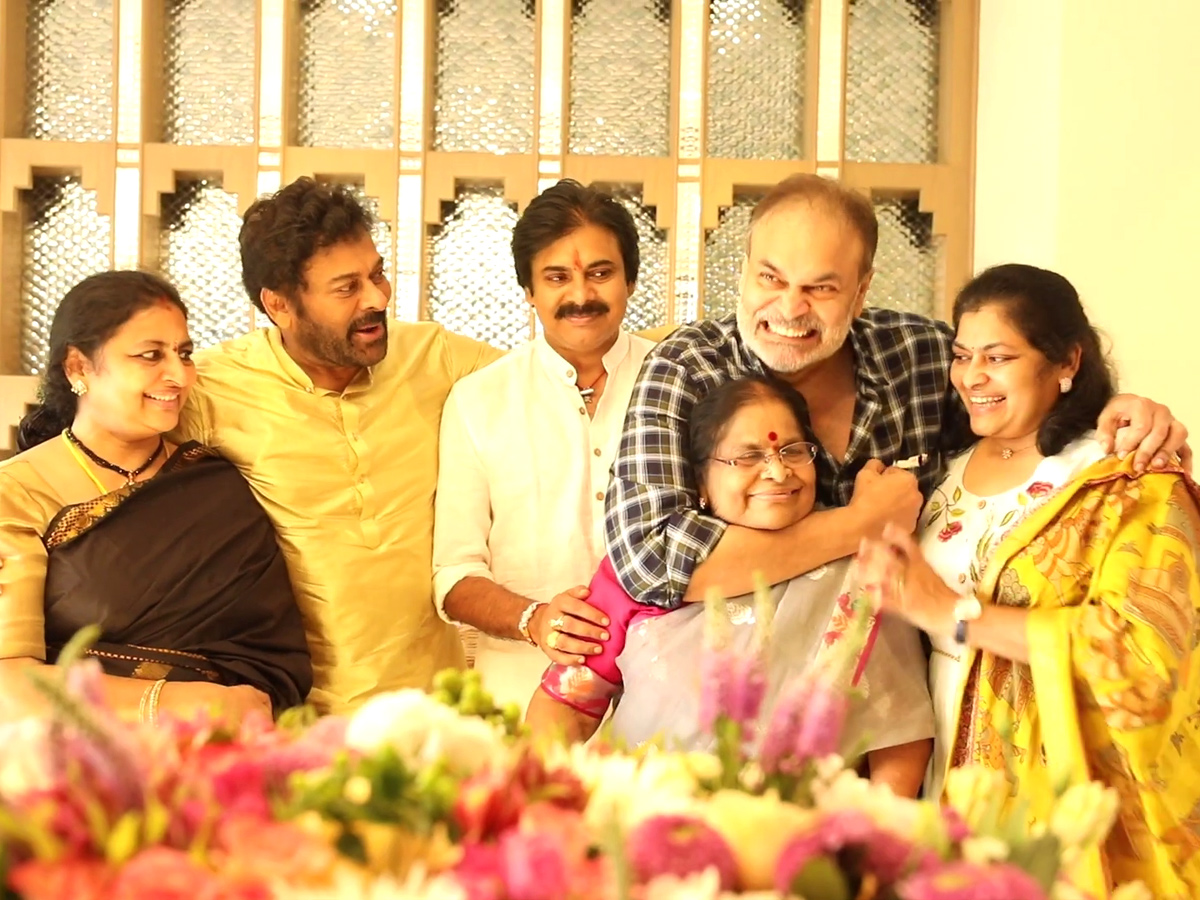 Mega Star Chiranjeevi Birthday Celebration - Sakshi5