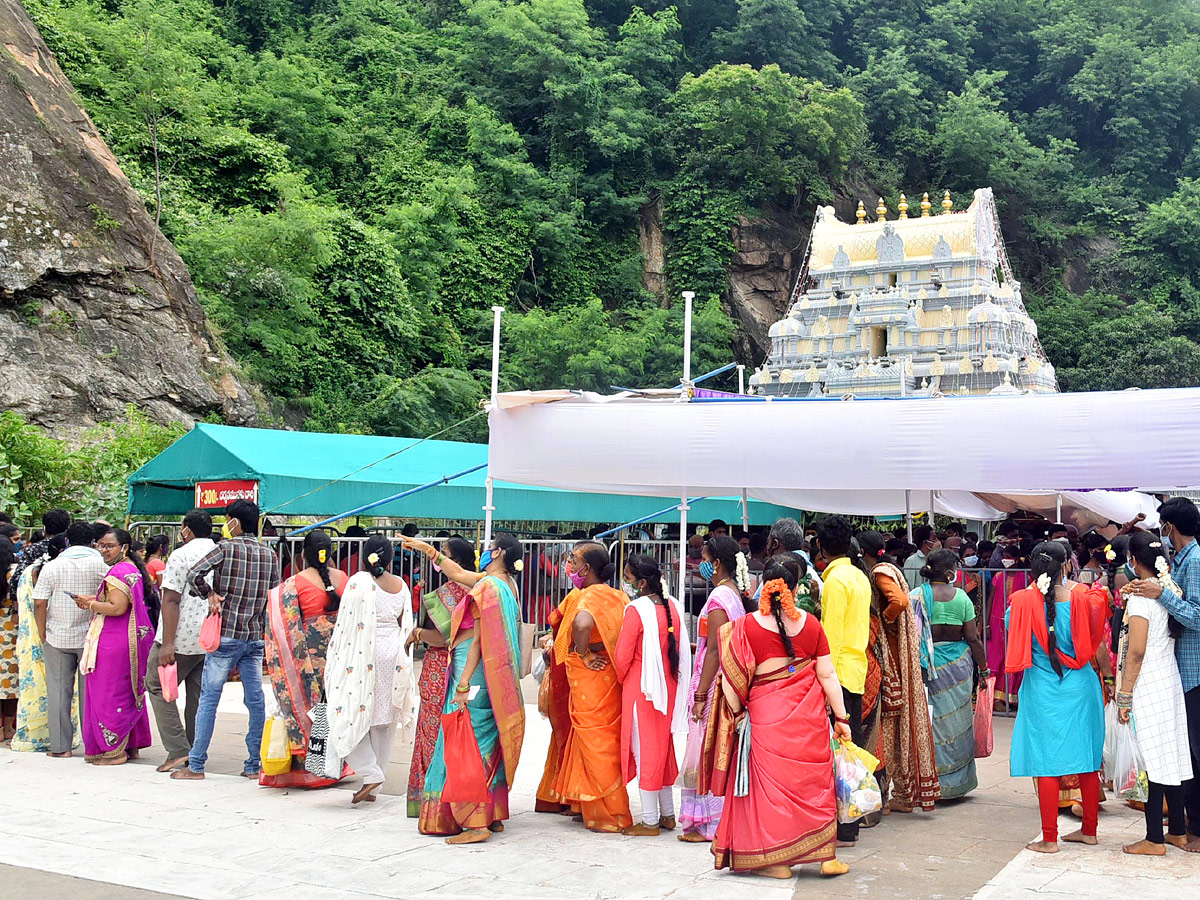 Devotees Rush On The Occasion Of Sravana Masam in Indrakeeladri - Sakshi14