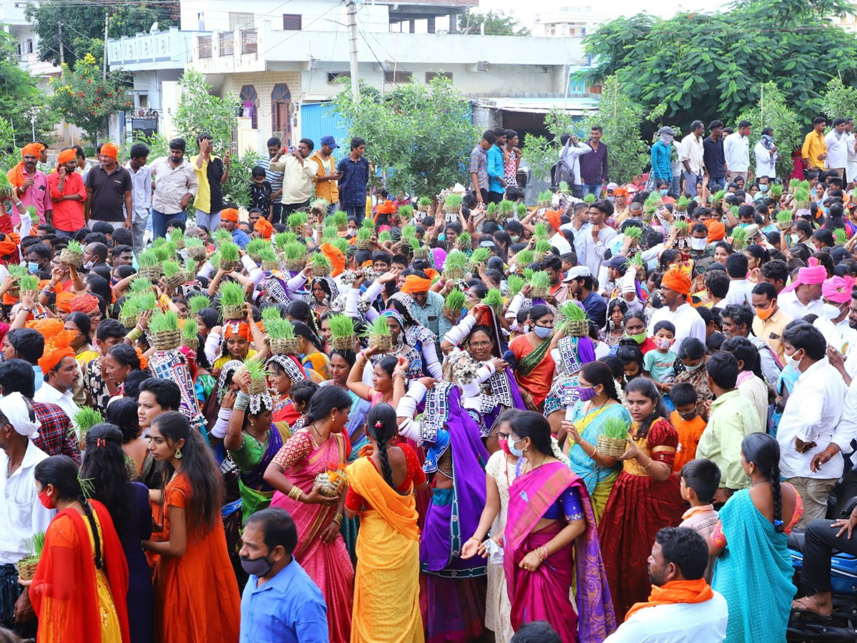 Teej Festival Grandly Celebrated by Tribals at Achampet - Sakshi5