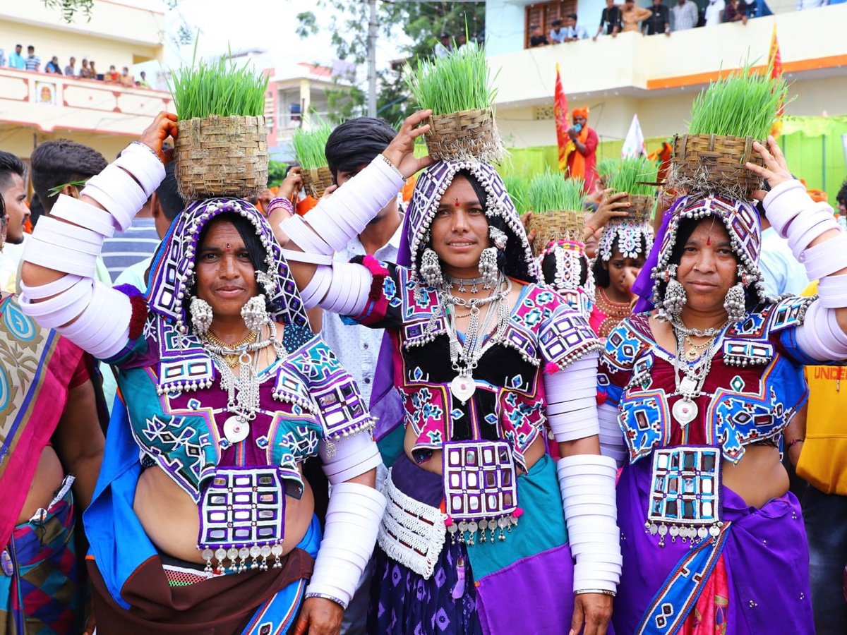 Teej Festival Grandly Celebrated by Tribals at Achampet - Sakshi3