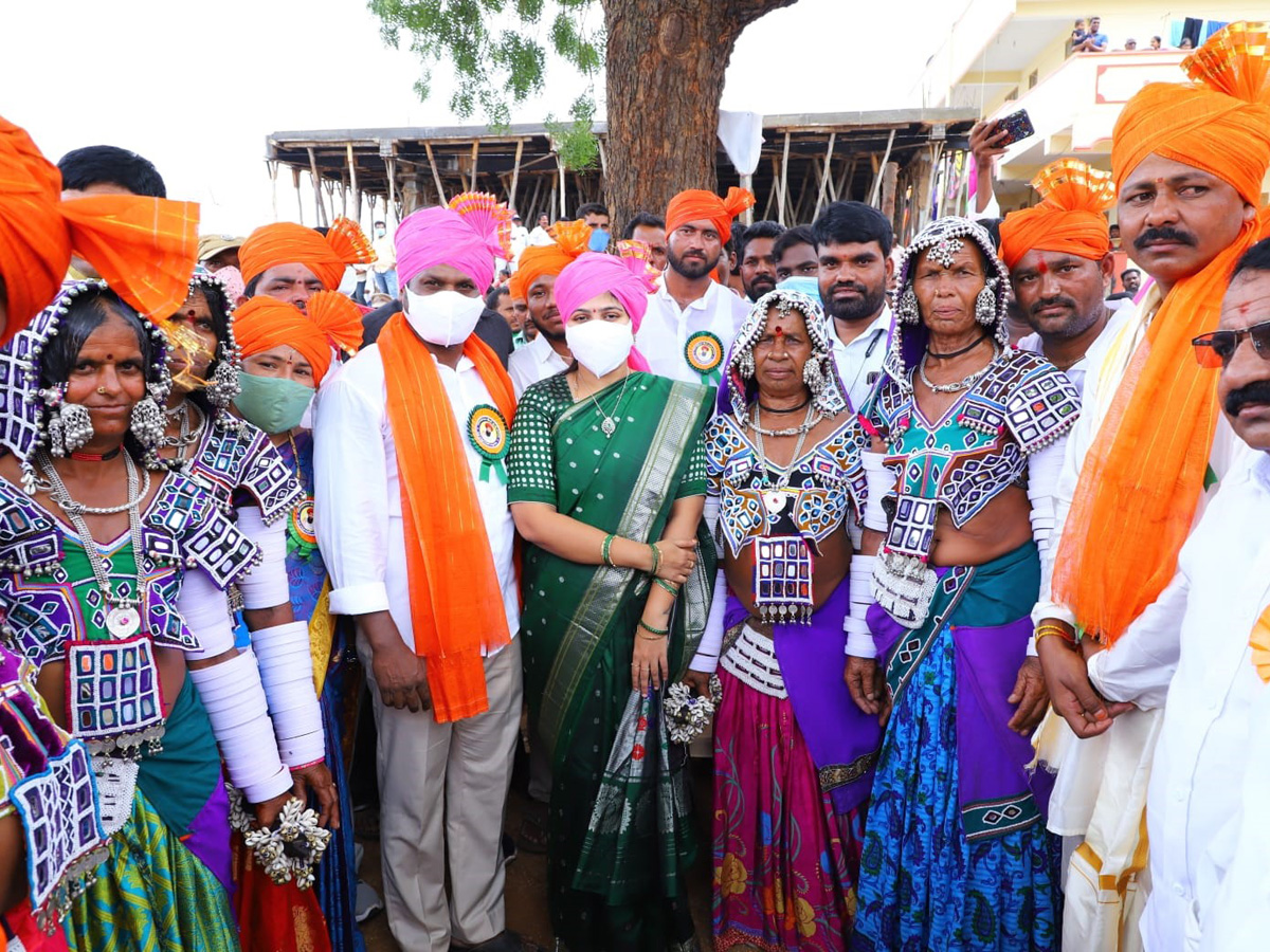 Teej Festival Grandly Celebrated by Tribals at Achampet - Sakshi6