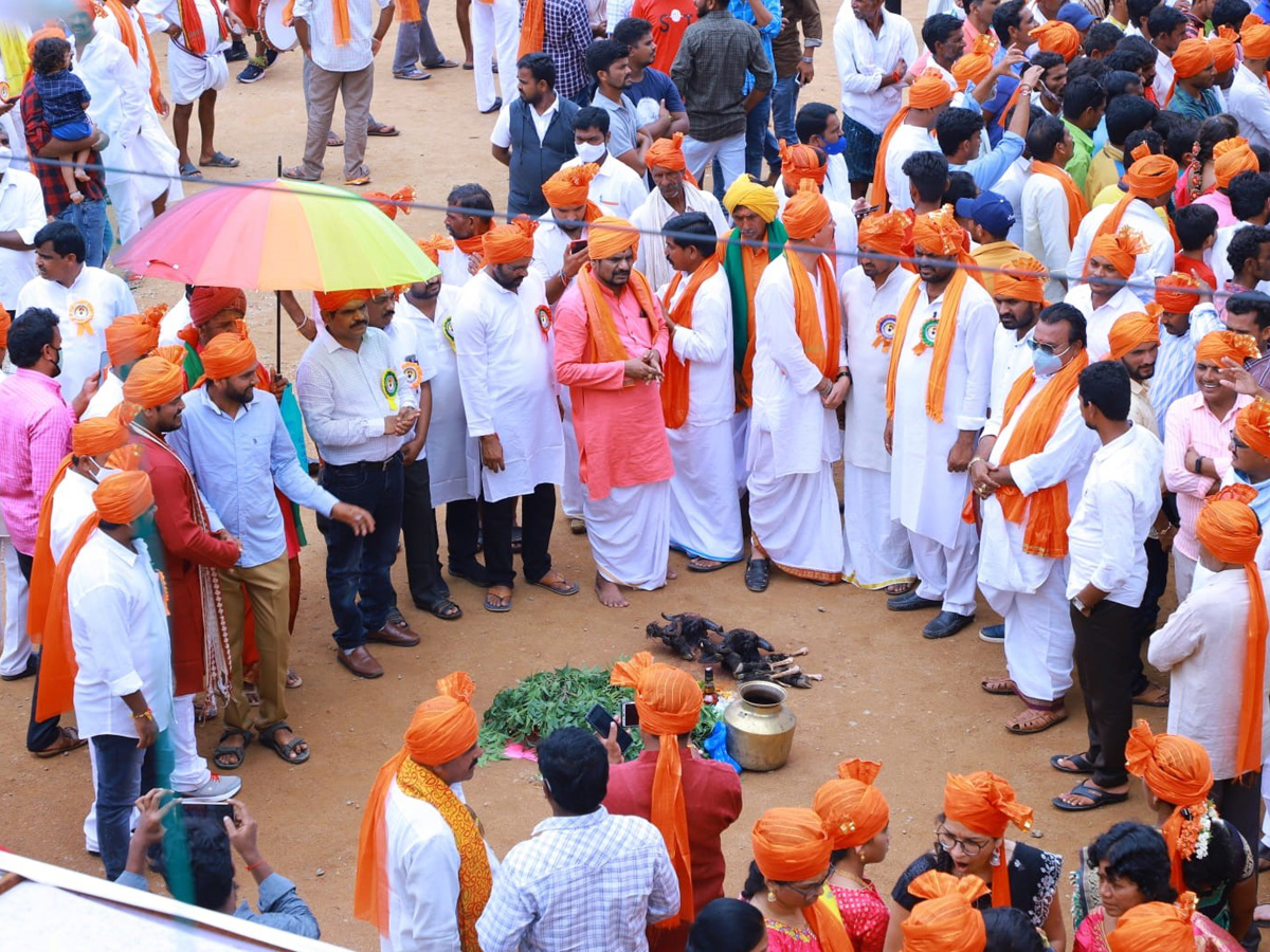 Teej Festival Grandly Celebrated by Tribals at Achampet - Sakshi8