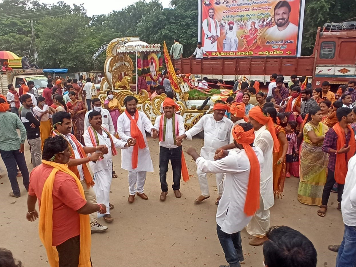 Teej Festival Grandly Celebrated by Tribals at Achampet - Sakshi19