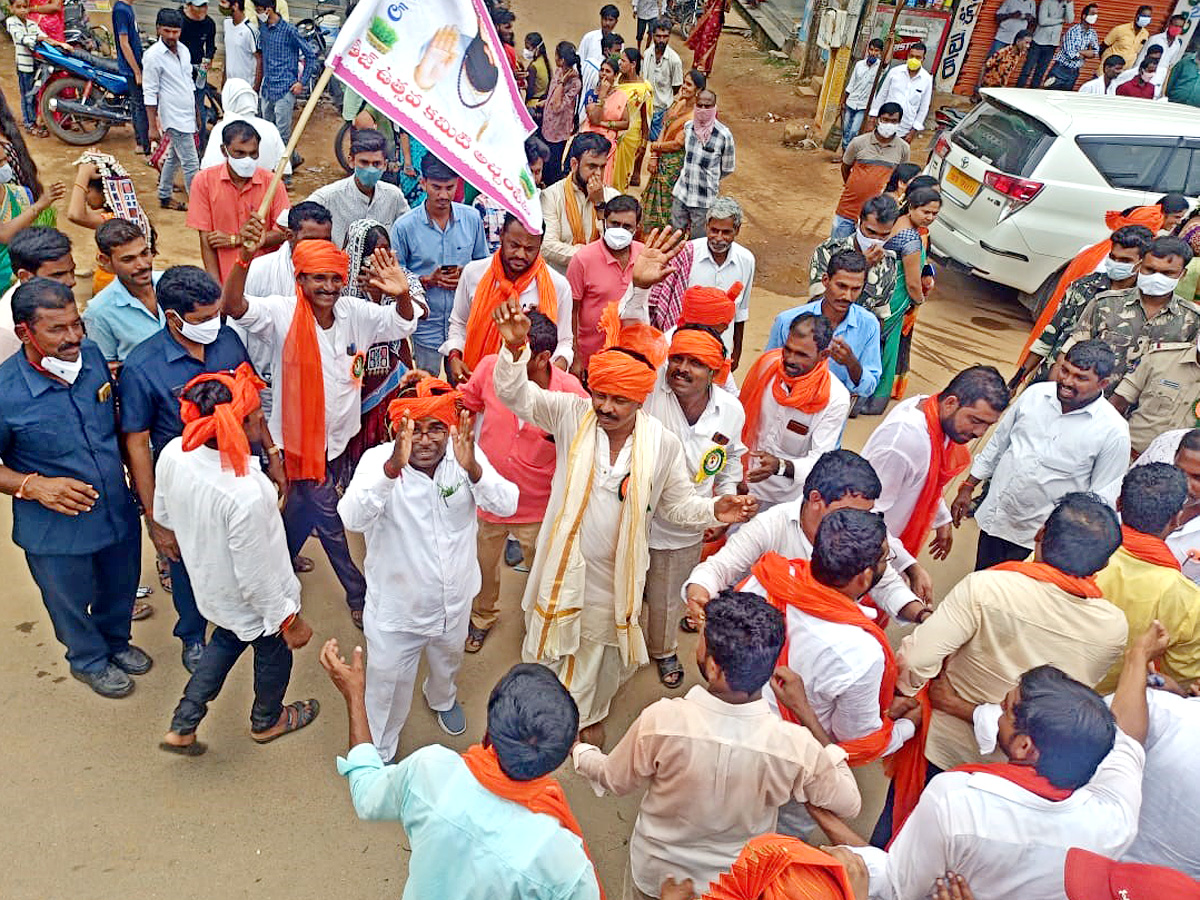 Teej Festival Grandly Celebrated by Tribals at Achampet - Sakshi25