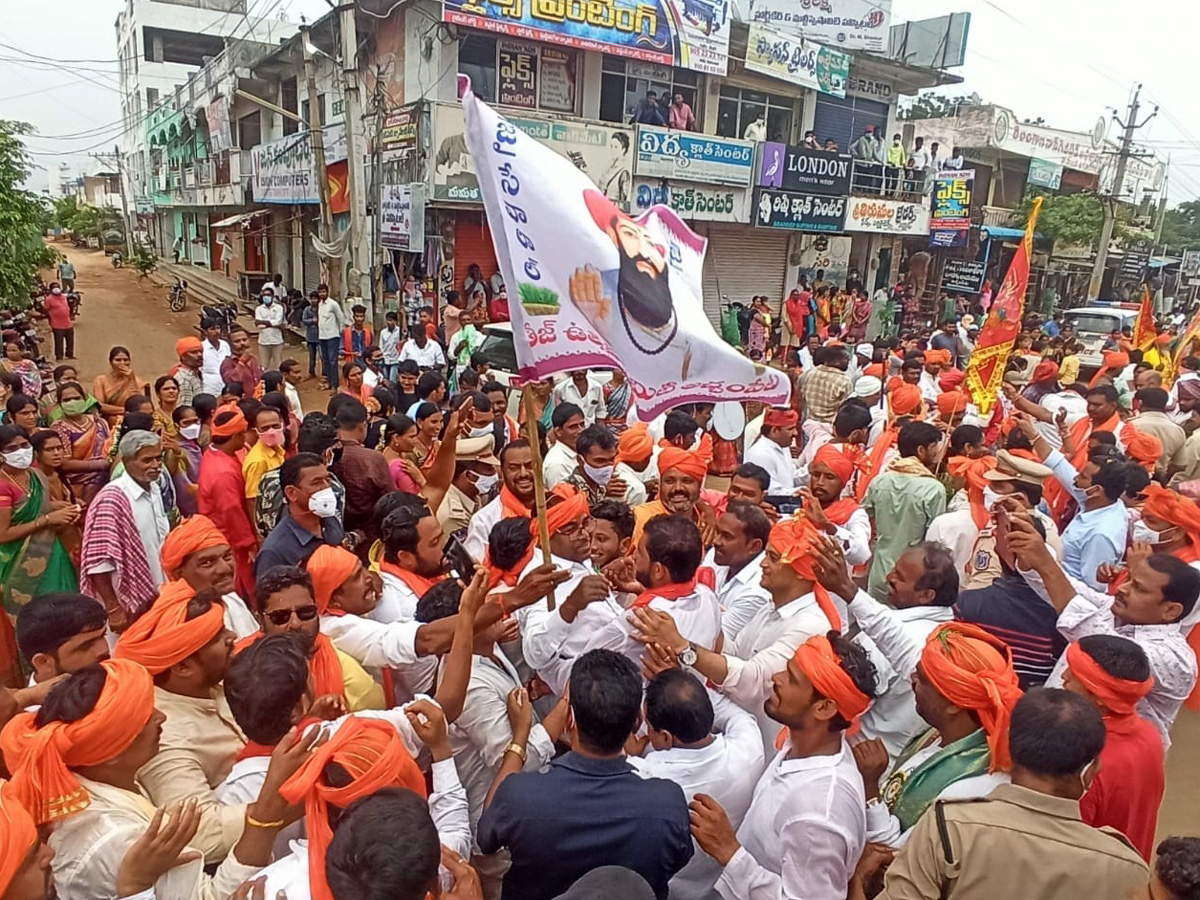 Teej Festival Grandly Celebrated by Tribals at Achampet - Sakshi27