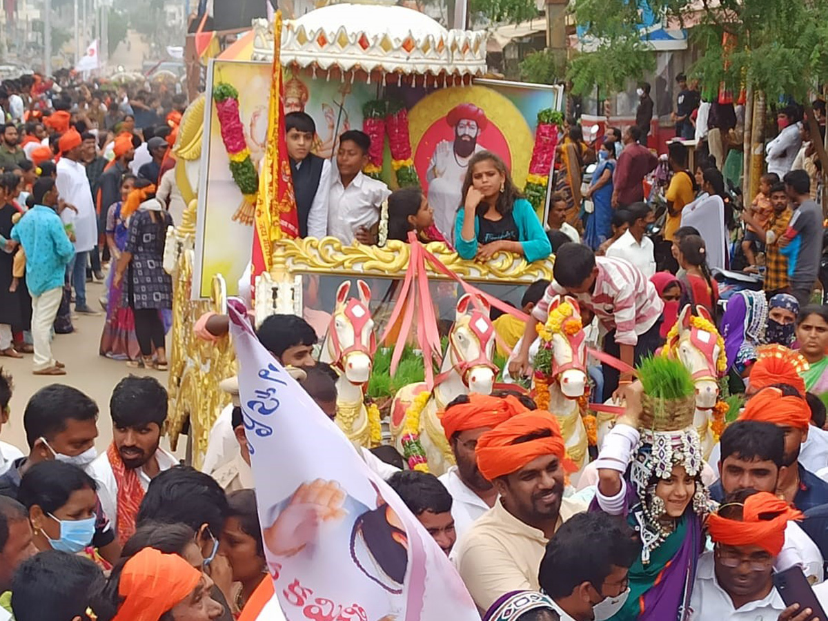 Teej Festival Grandly Celebrated by Tribals at Achampet - Sakshi28