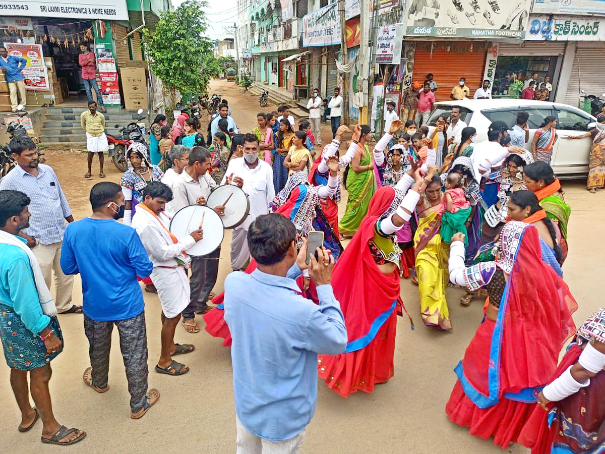 Teej Festival Grandly Celebrated by Tribals at Achampet - Sakshi33