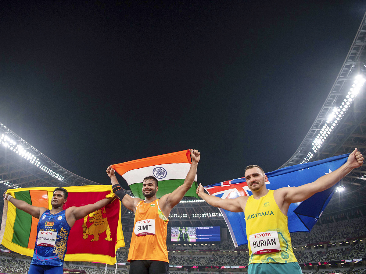 Tokyo Paralympics: Sumit Antil wins gold in javelin throw Photo Gallery - Sakshi5