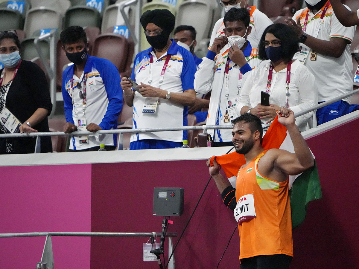 Tokyo Paralympics: Sumit Antil wins gold in javelin throw Photo Gallery - Sakshi9