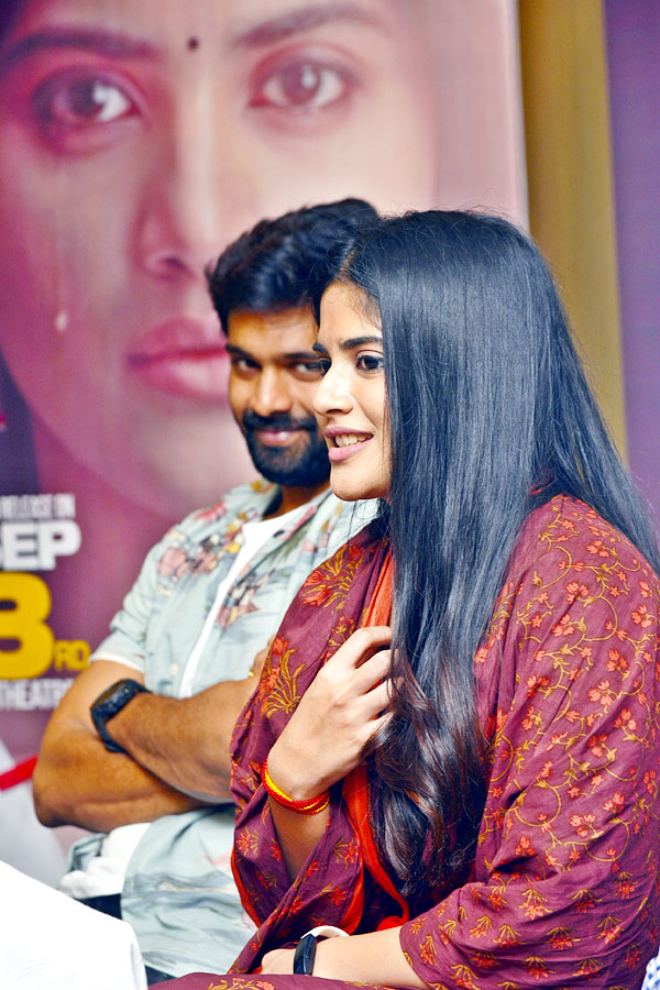 Dear Megha Team in Vijayawada Photo Gallery - Sakshi3