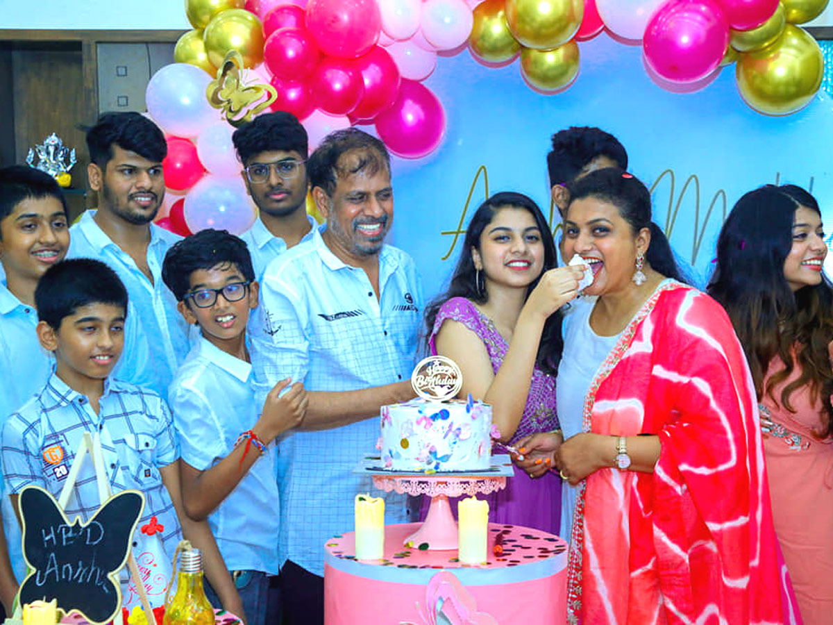 Roja Celebrates Daughter Anshu Malika's birthday Photo Gallery - Sakshi14