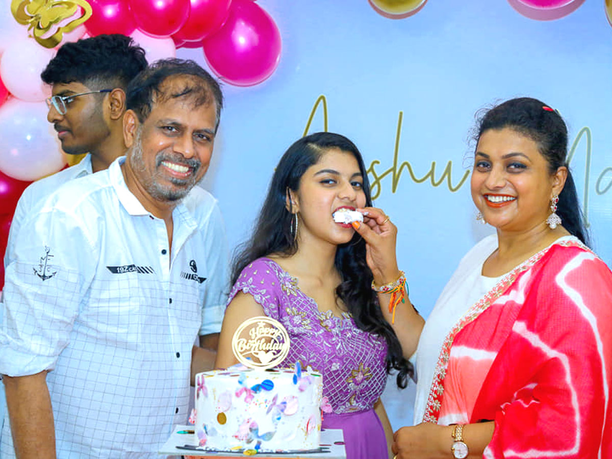 Roja Celebrates Daughter Anshu Malika's birthday Photo Gallery - Sakshi6