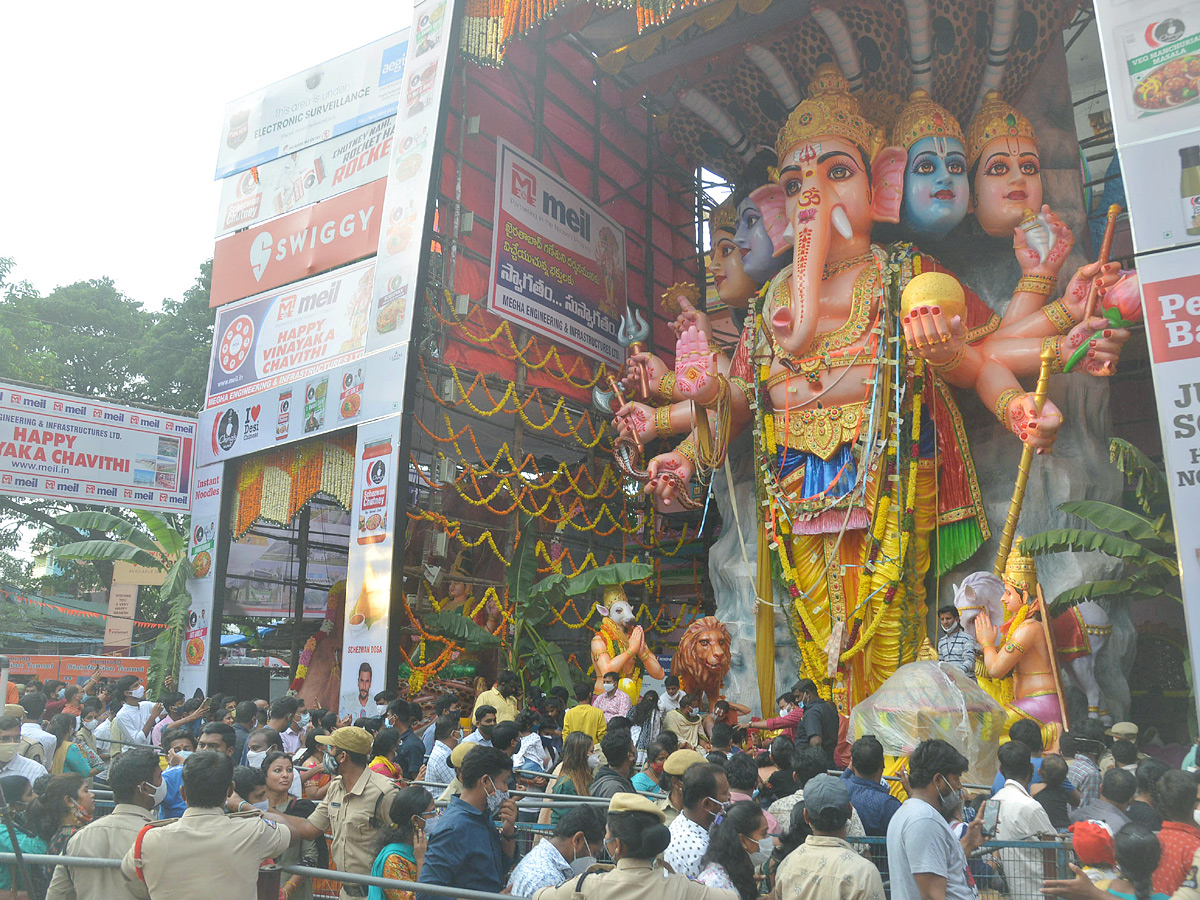 Khairatabad Ganesh Statue 2021 Photo Gallery - Sakshi11