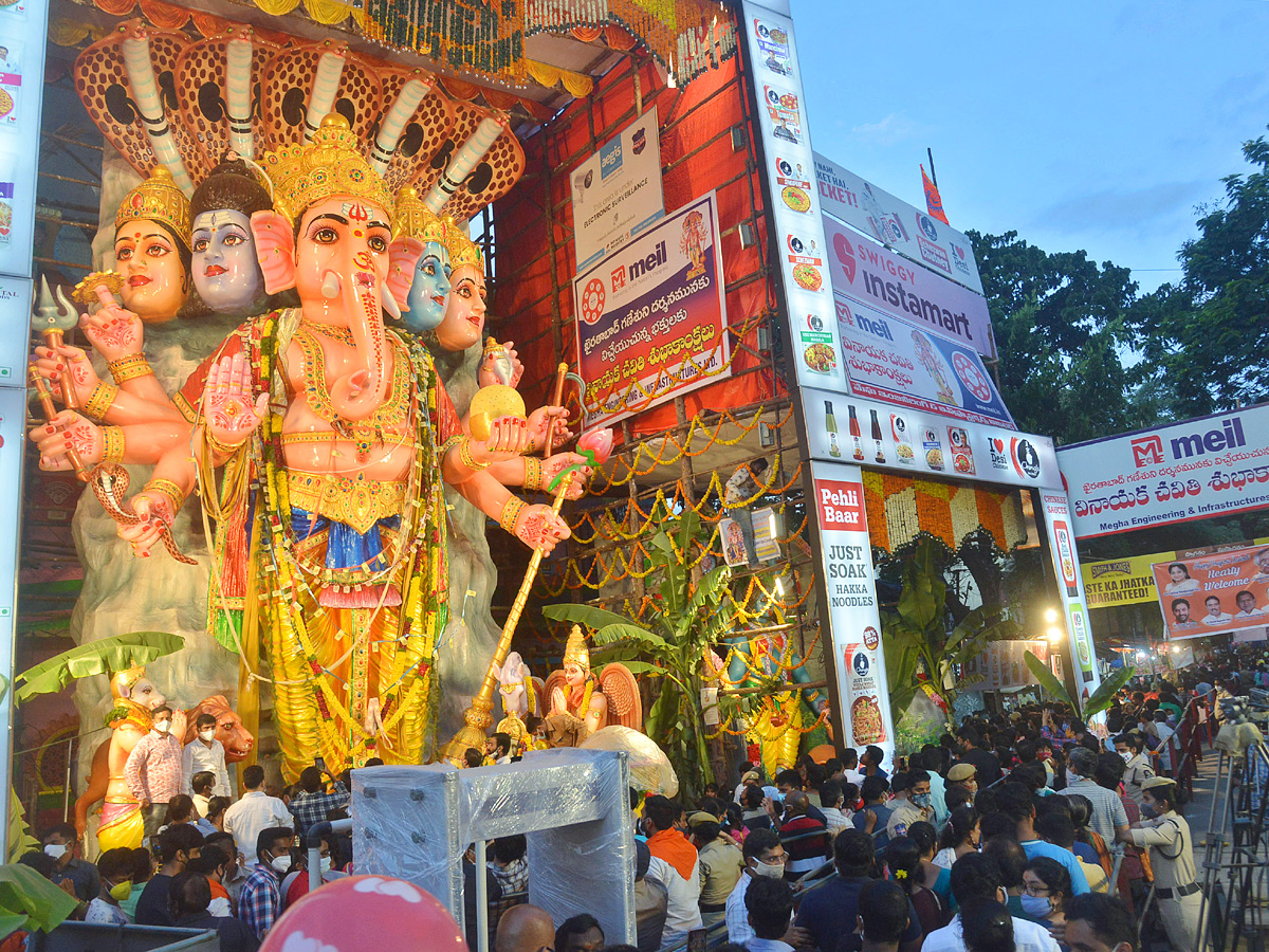 Khairatabad Ganesh Statue 2021 Photo Gallery - Sakshi1