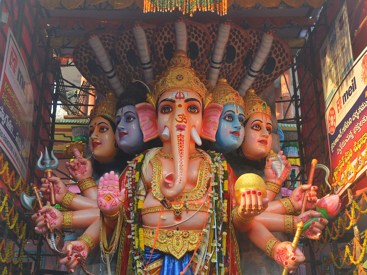 Khairatabad Ganesh Statue 2021 Photo Gallery - Sakshi8