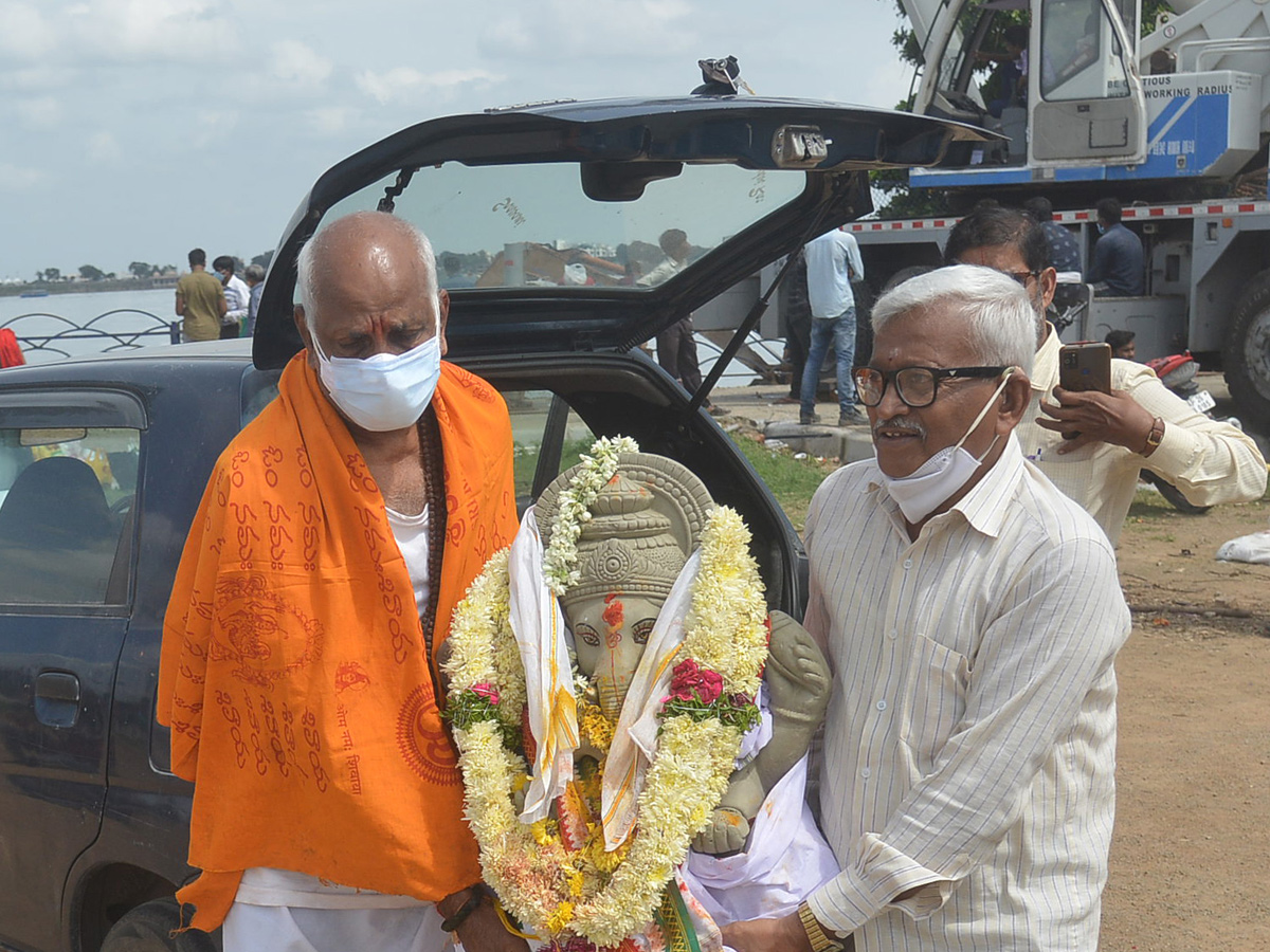 Ganesh Nimajjanam in Tank Bund Photo Gallery - Sakshi5