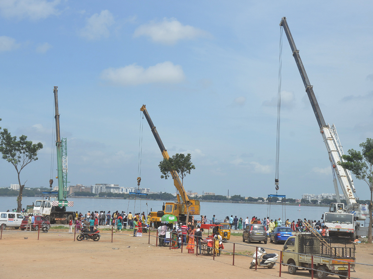 Ganesh Nimajjanam in Tank Bund Photo Gallery - Sakshi8