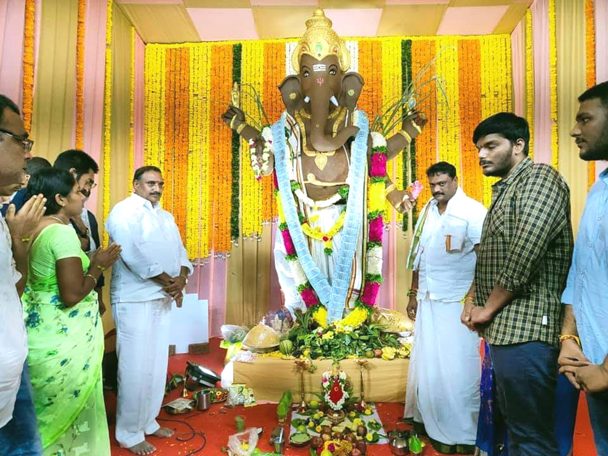 Vinayaka Chavithi 2021 Photo Gallery - Sakshi12