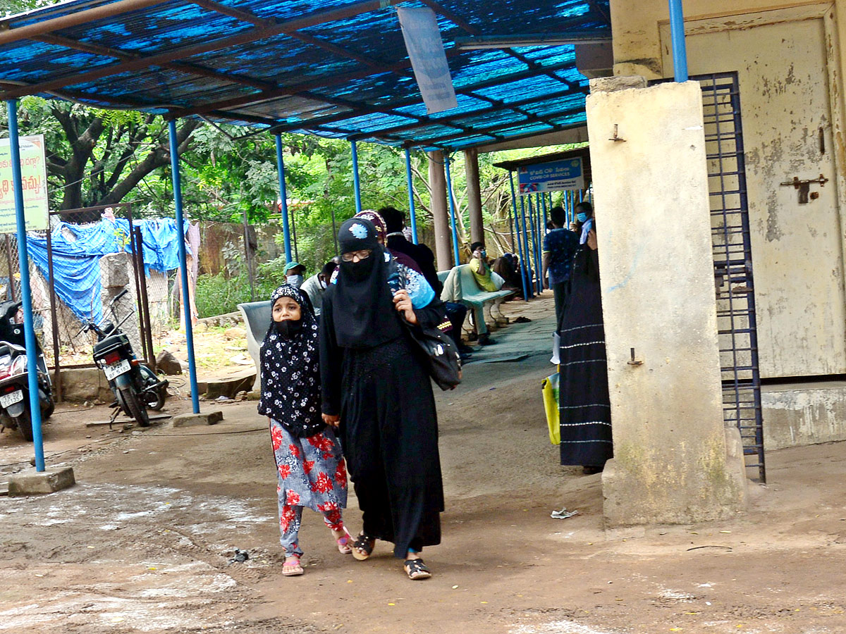 Patient Queue For Fever‌ Hospital Photo Gallery - Sakshi8