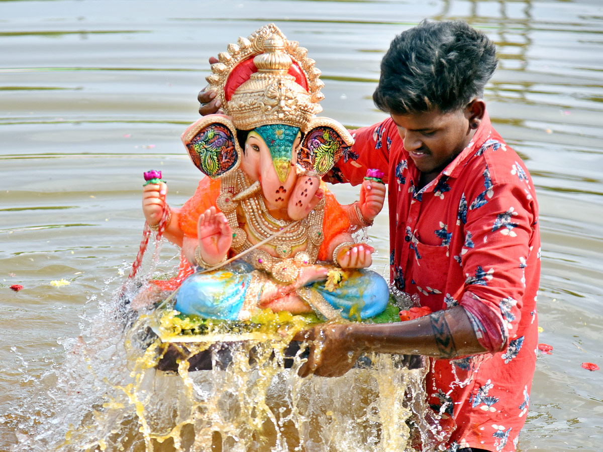 Immersion of Vinayaka Photo Gallery - Sakshi10