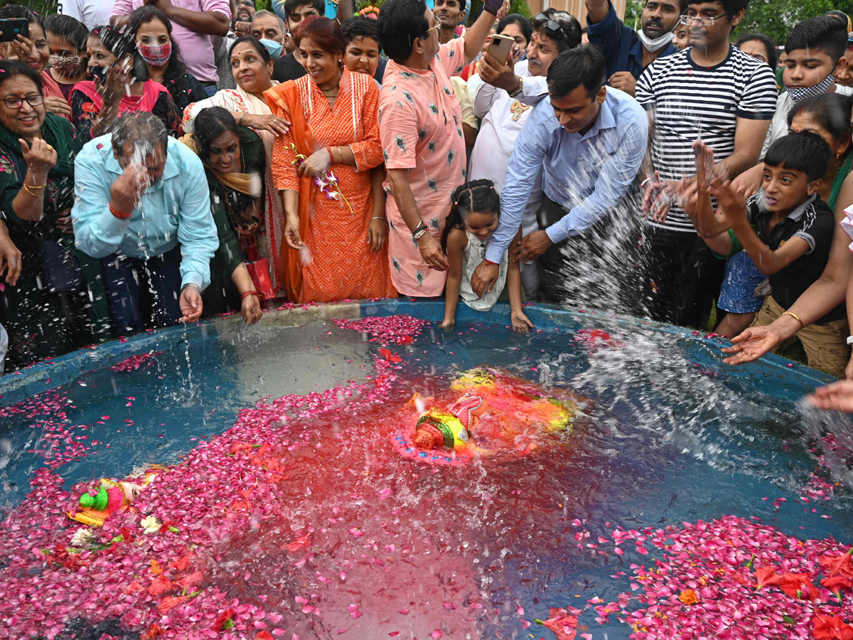 Ganesh Nimajjanam Celebrations - Sakshi13