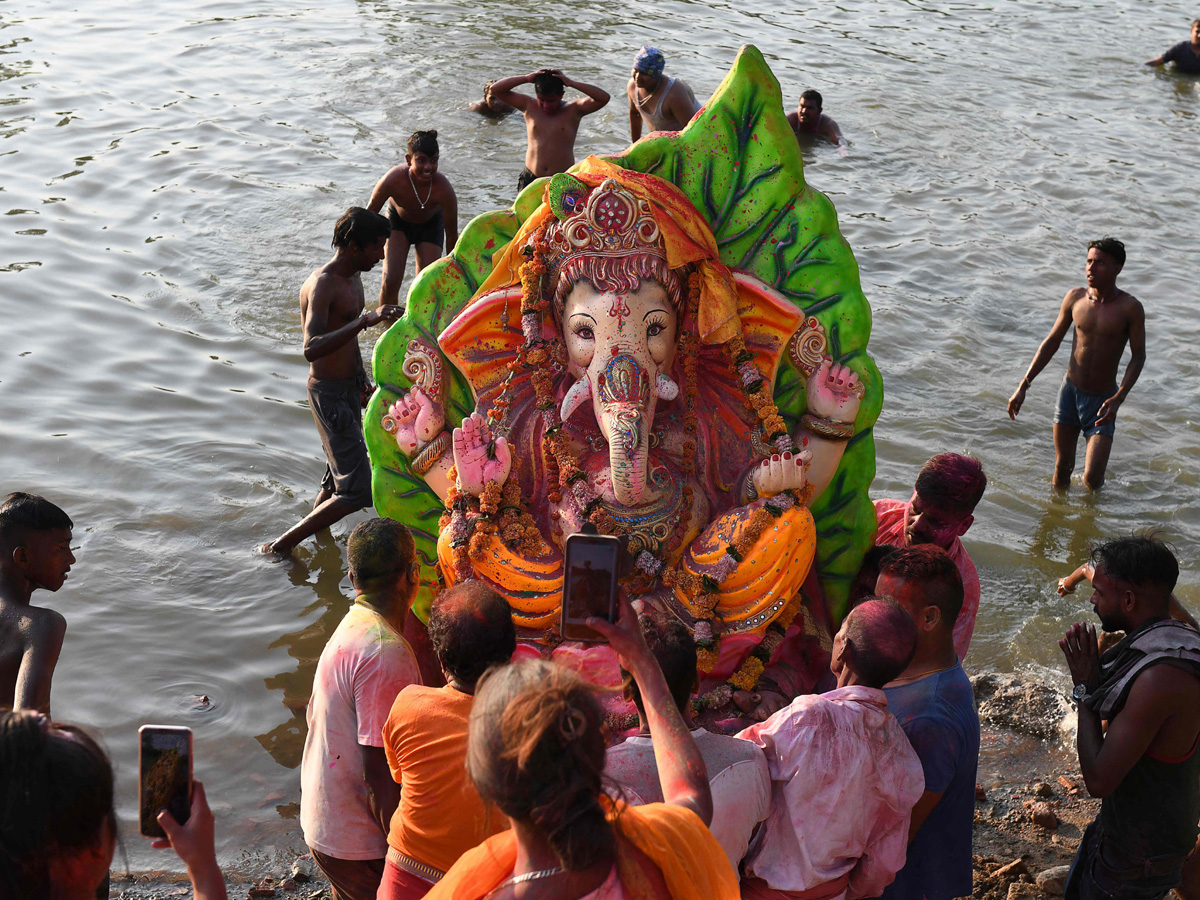 Ganesh Nimajjanam Celebrations - Sakshi38