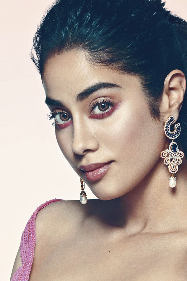 Janhvi Kapoor HD Wallpapers  - Sakshi4