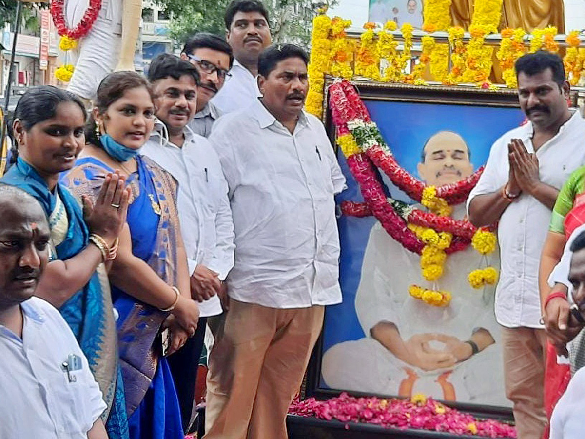 YS Rajasekhara Reddy Vardhanthi Photo Gallery - Sakshi18