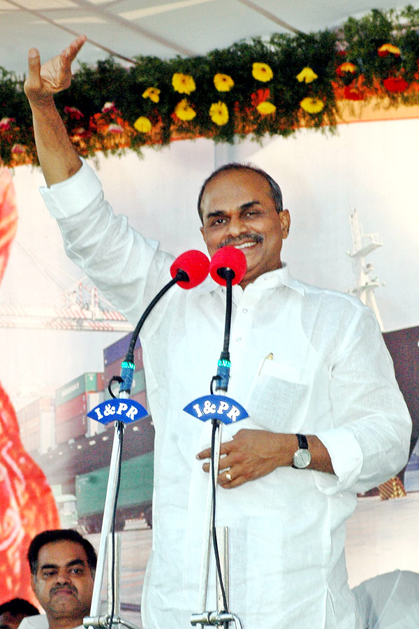 YS Rajasekhara Reddy Photo Gallery - Sakshi42