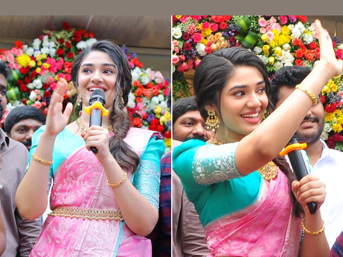 Krithi Shetty Inaugurates South indian Shopping Mall at Khammam Photo Gallery - Sakshi1