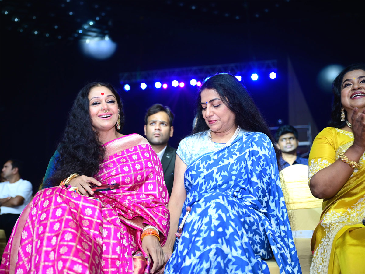 SIIMA Awards 2021 Photo Gallery - Sakshi8