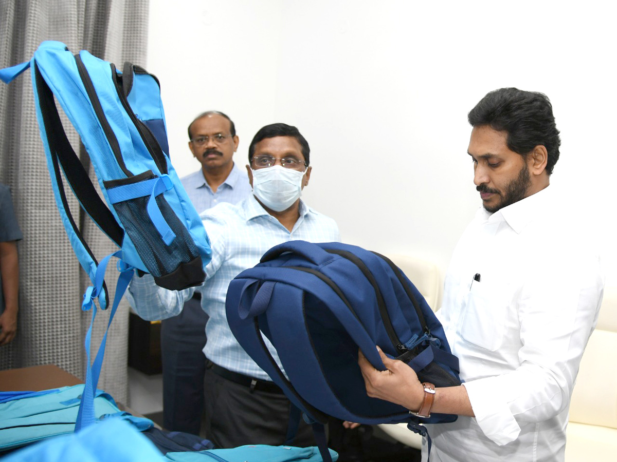 CM YS Jagan inspected Quality School Bags and Shoes Photos - Sakshi3