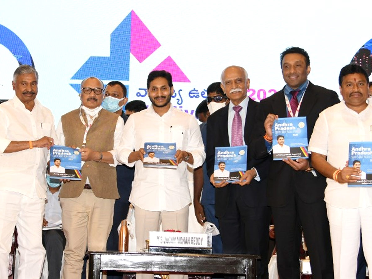 Vanijya Utsavam 2021 YS Jagan Give Industry And Export Champion Awards Photo Gallery - Sakshi2