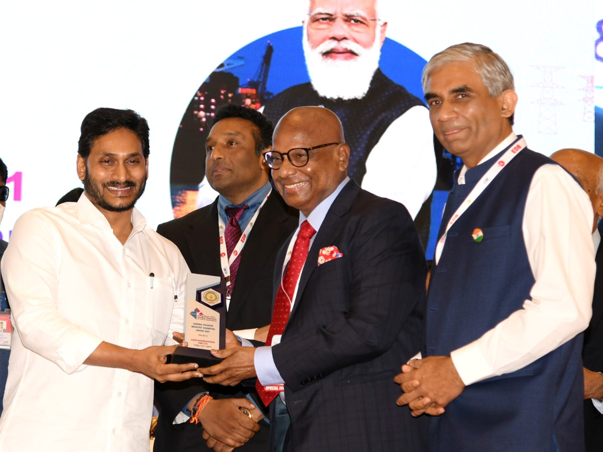 Vanijya Utsavam 2021 YS Jagan Give Industry And Export Champion Awards Photo Gallery - Sakshi5