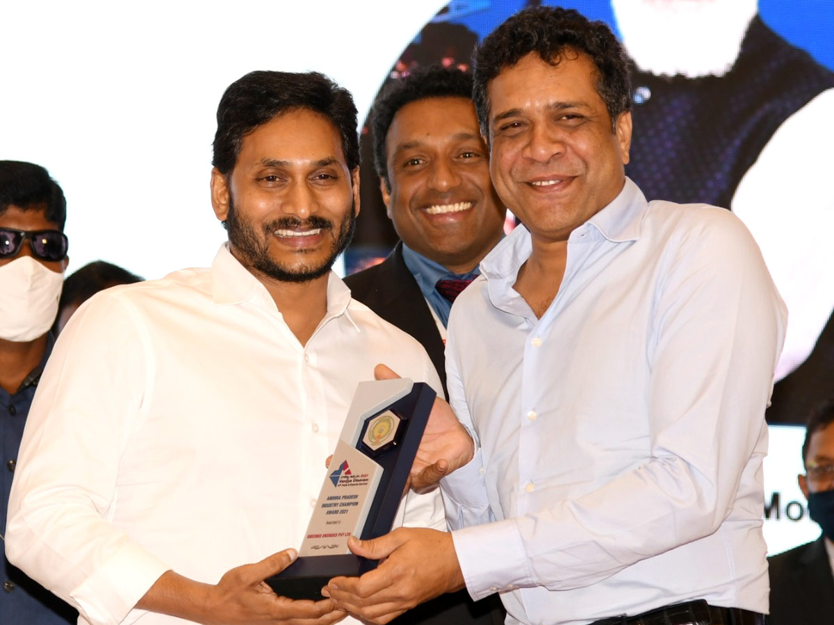 Vanijya Utsavam 2021 YS Jagan Give Industry And Export Champion Awards Photo Gallery - Sakshi6