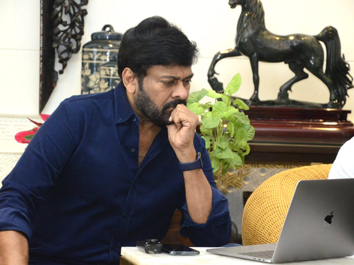 Republic Movie Trailer Launched By Chiranjeevi Photo Gallery - Sakshi1