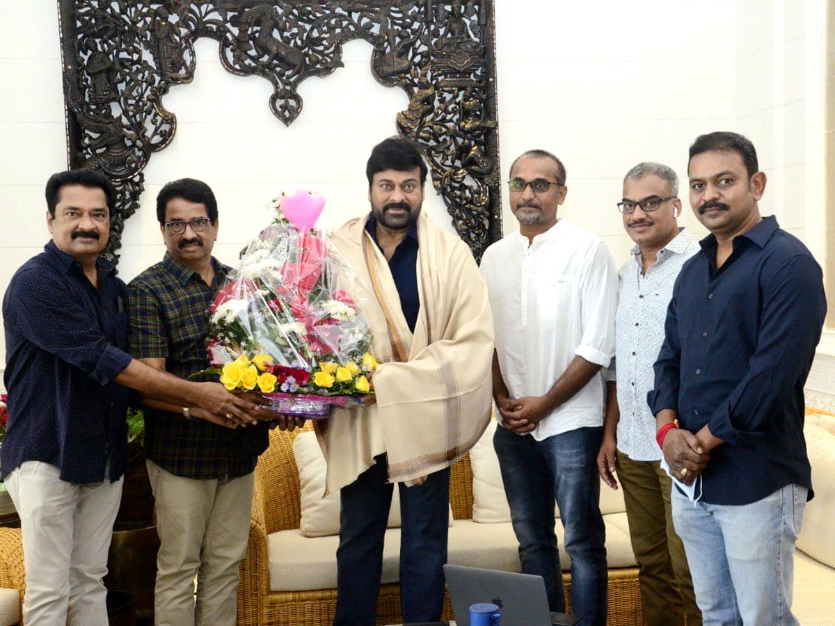 Republic Movie Trailer Launched By Chiranjeevi Photo Gallery - Sakshi3