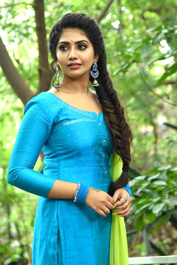 Varsha Vishwanath Photo Gallery - Sakshi10