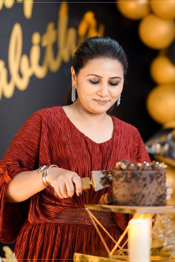 Director Sukumar Wife Tabitha Birthday Celebrations Photo Gallery - Sakshi7