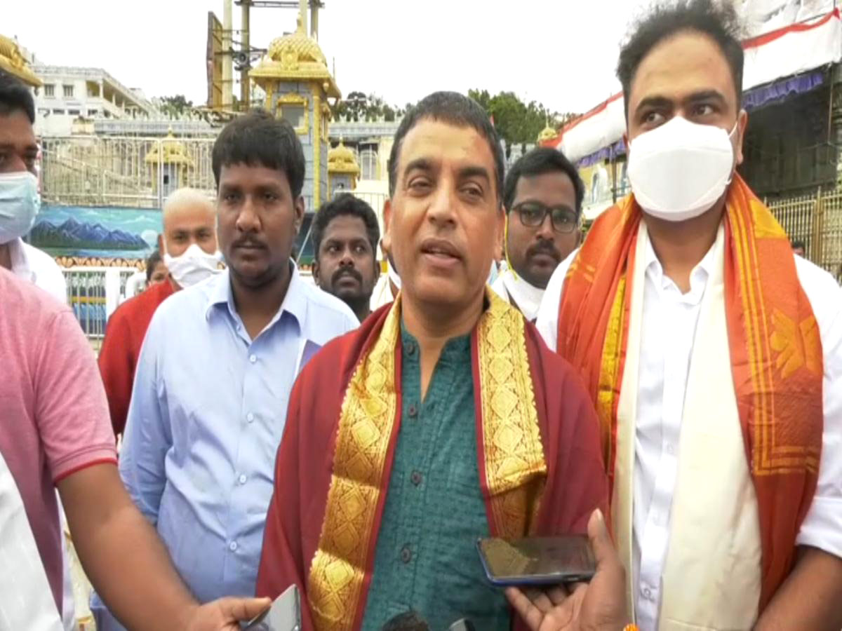 Dil Raju Vamsi Paidipally And Nayanathara Visits Tirumala Photo Gallery - Sakshi10