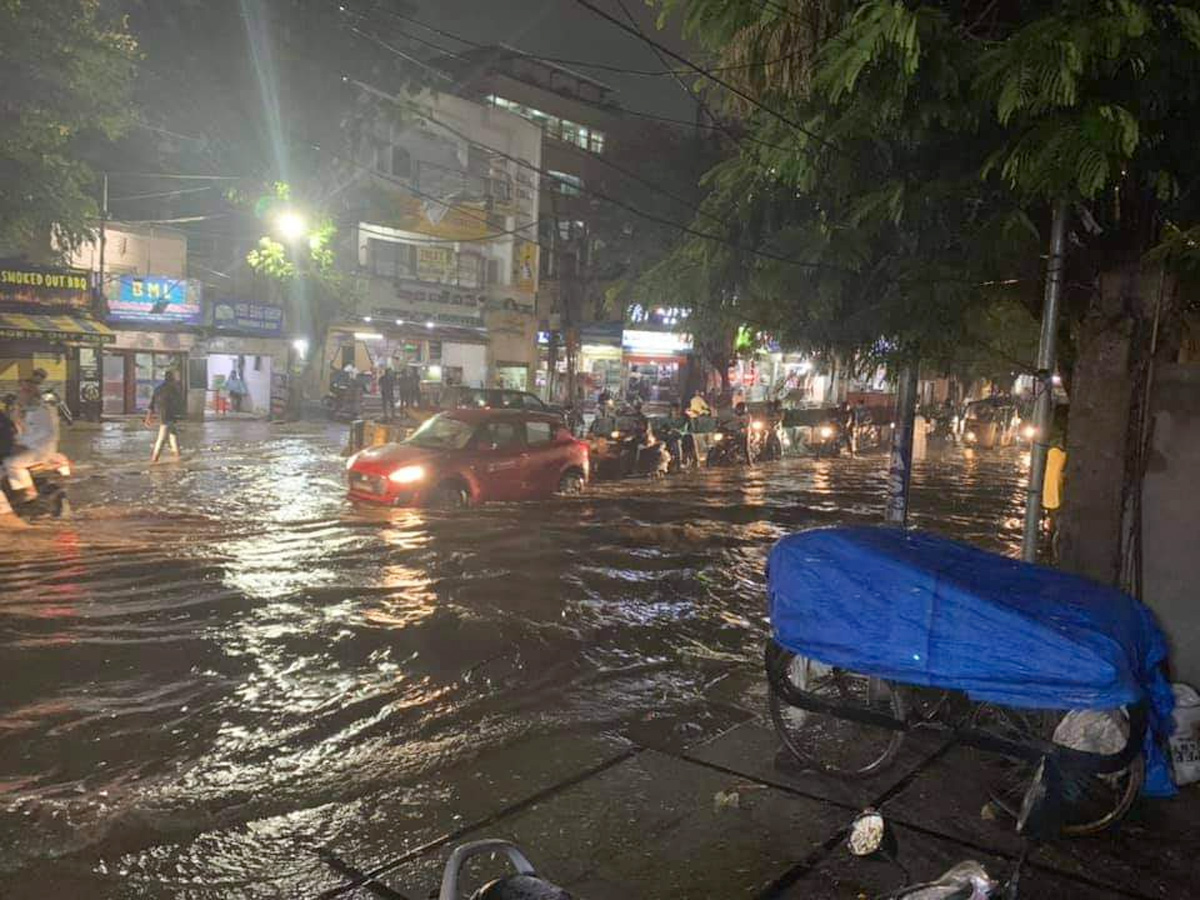 Heavy rains in hyderabad Photo Gallery - Sakshi22