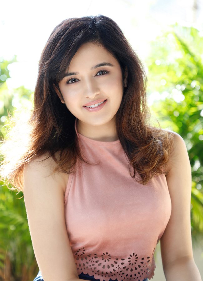 Shirley Setia Photos - Sakshi3