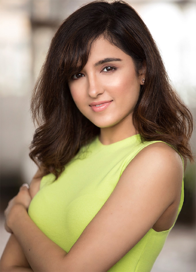 Shirley Setia Photos - Sakshi5