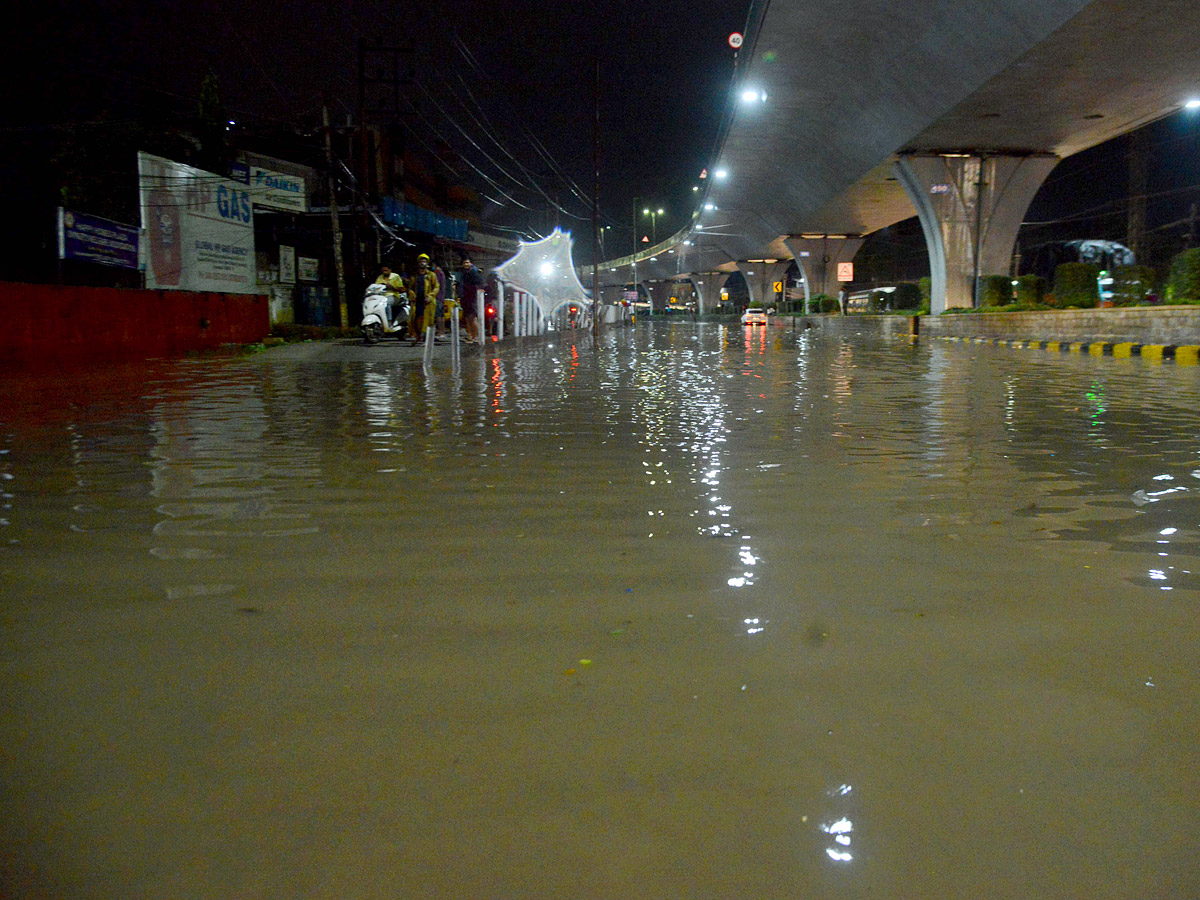 heavy rain in hyderabad - Sakshi20