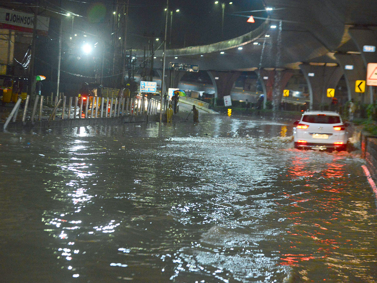 heavy rain in hyderabad - Sakshi29