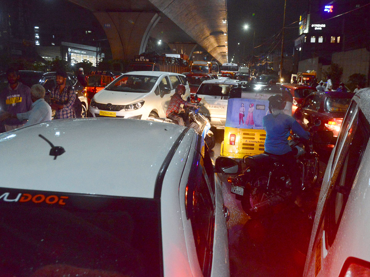 heavy rain in hyderabad - Sakshi36