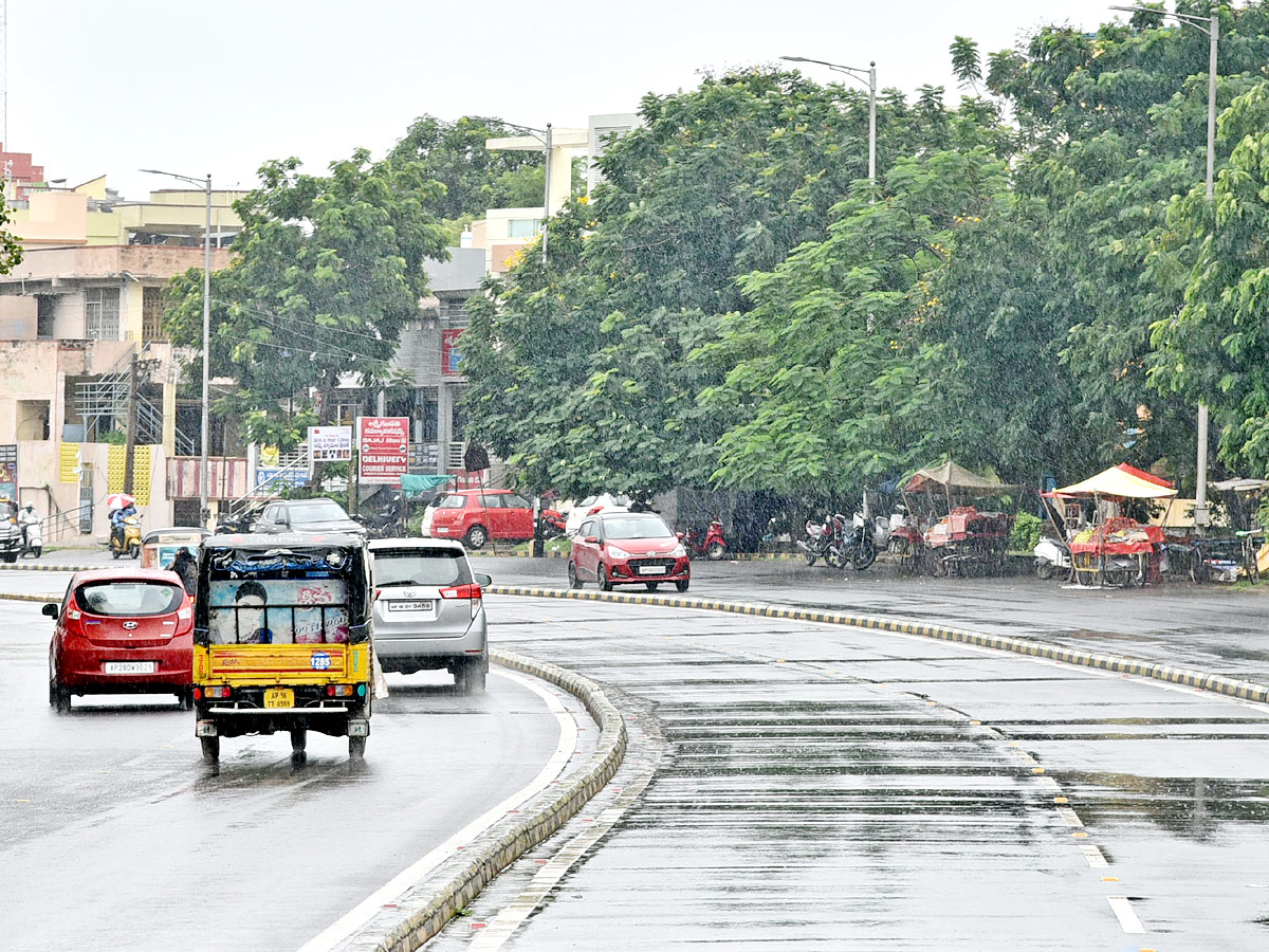 Heavy Rains in Andhra Pradesh Photo Gallery - Sakshi20