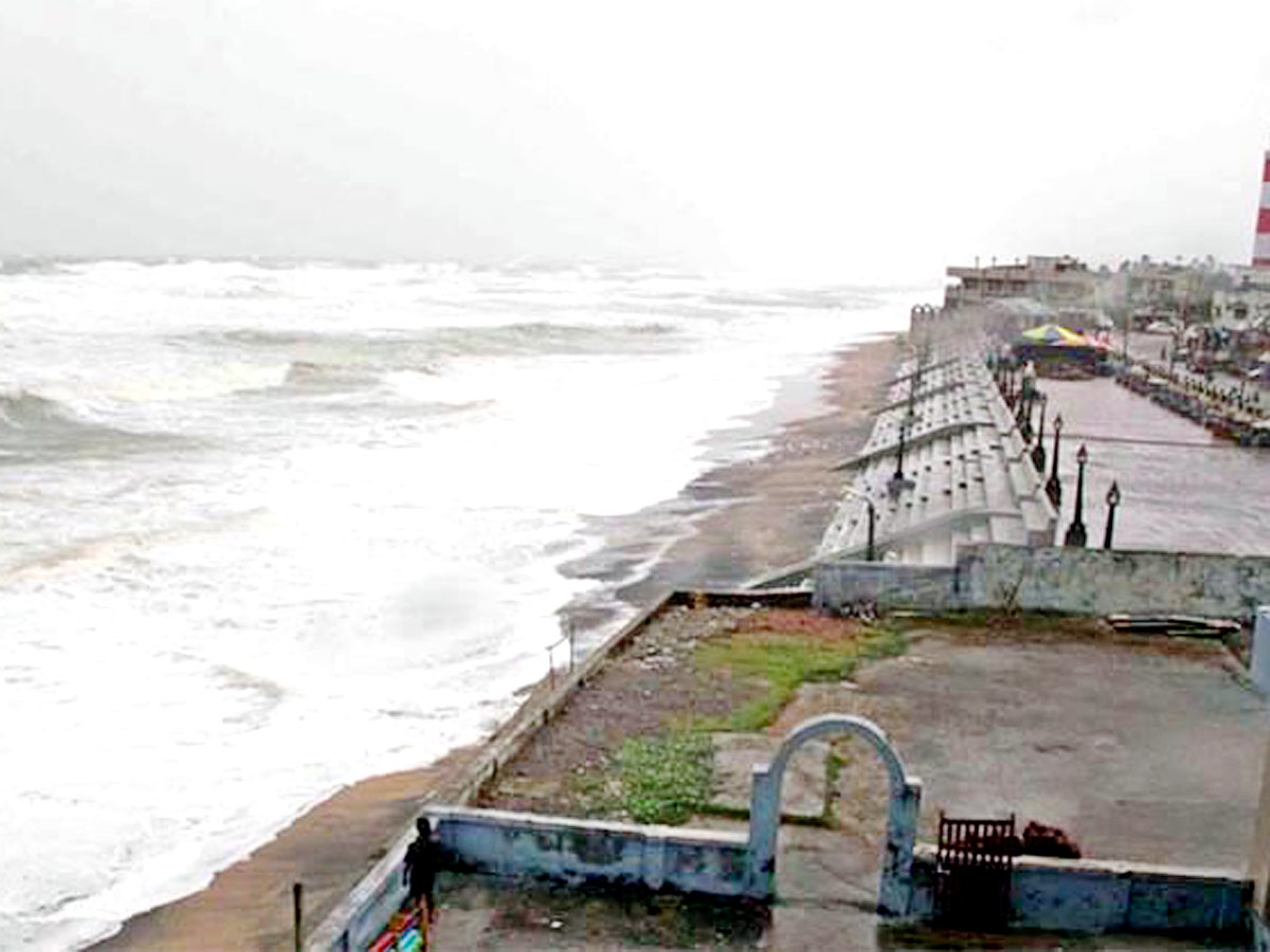 Heavy Rains in Andhra Pradesh Photo Gallery - Sakshi23