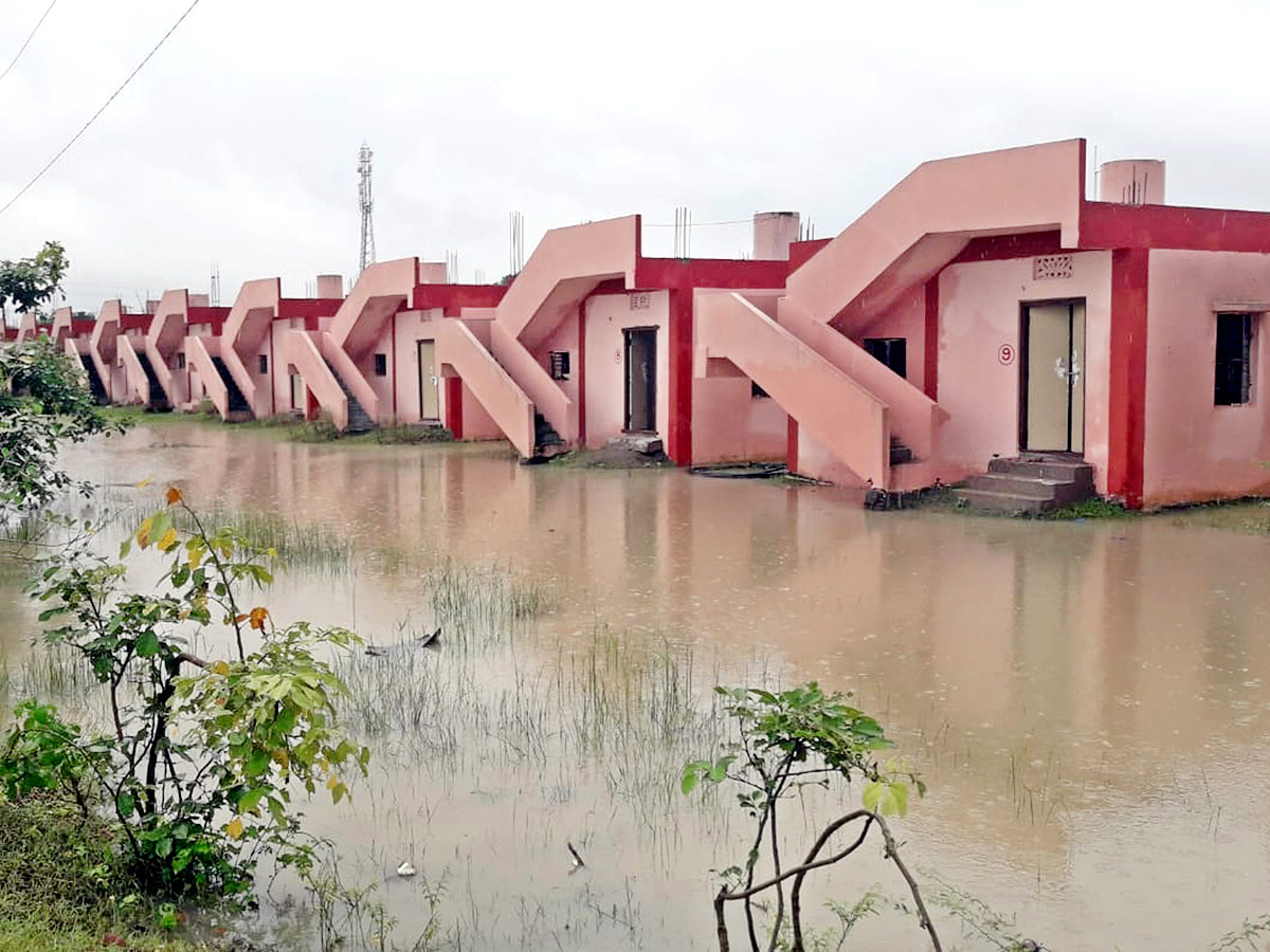 Heavy Rains Telangana Photo Gallery - Sakshi14