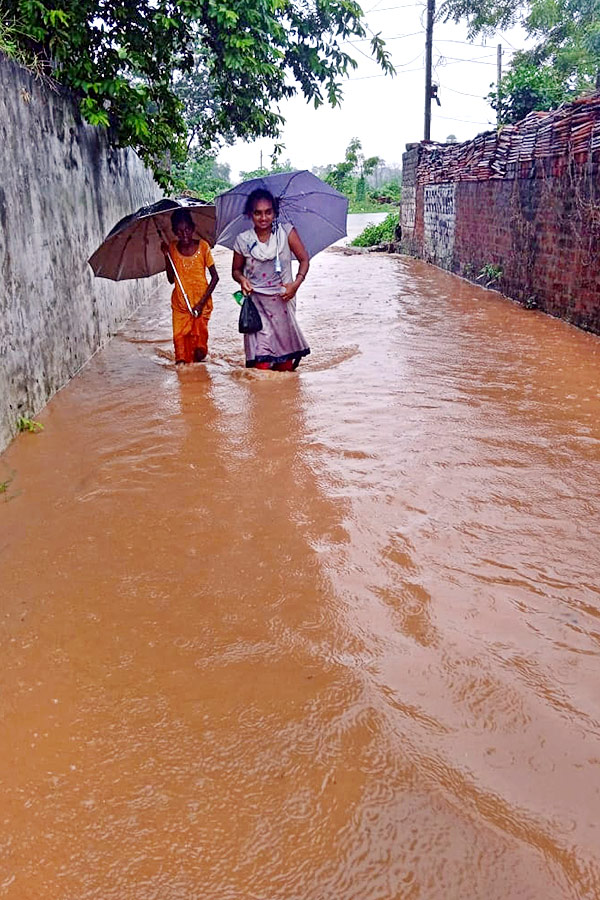 Heavy Rains Telangana Photo Gallery - Sakshi32